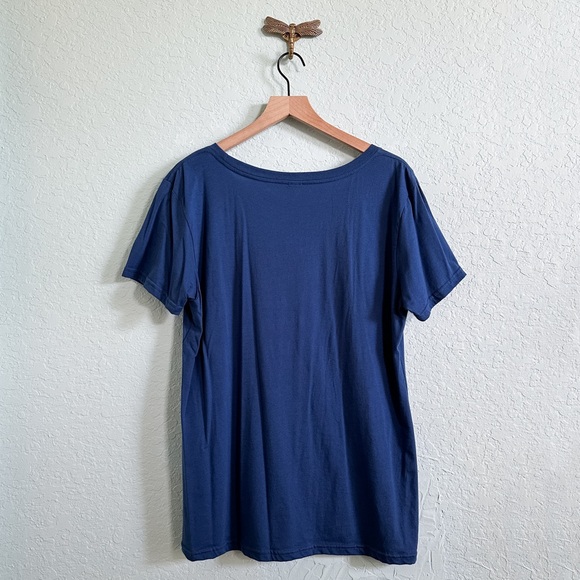 “Grateful Not Hateful” Graphic Tee•Womens - Picture 4 of 5